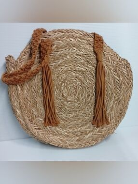 Woven Round Universal Thread Straw Tote with Brown Tassel Strap